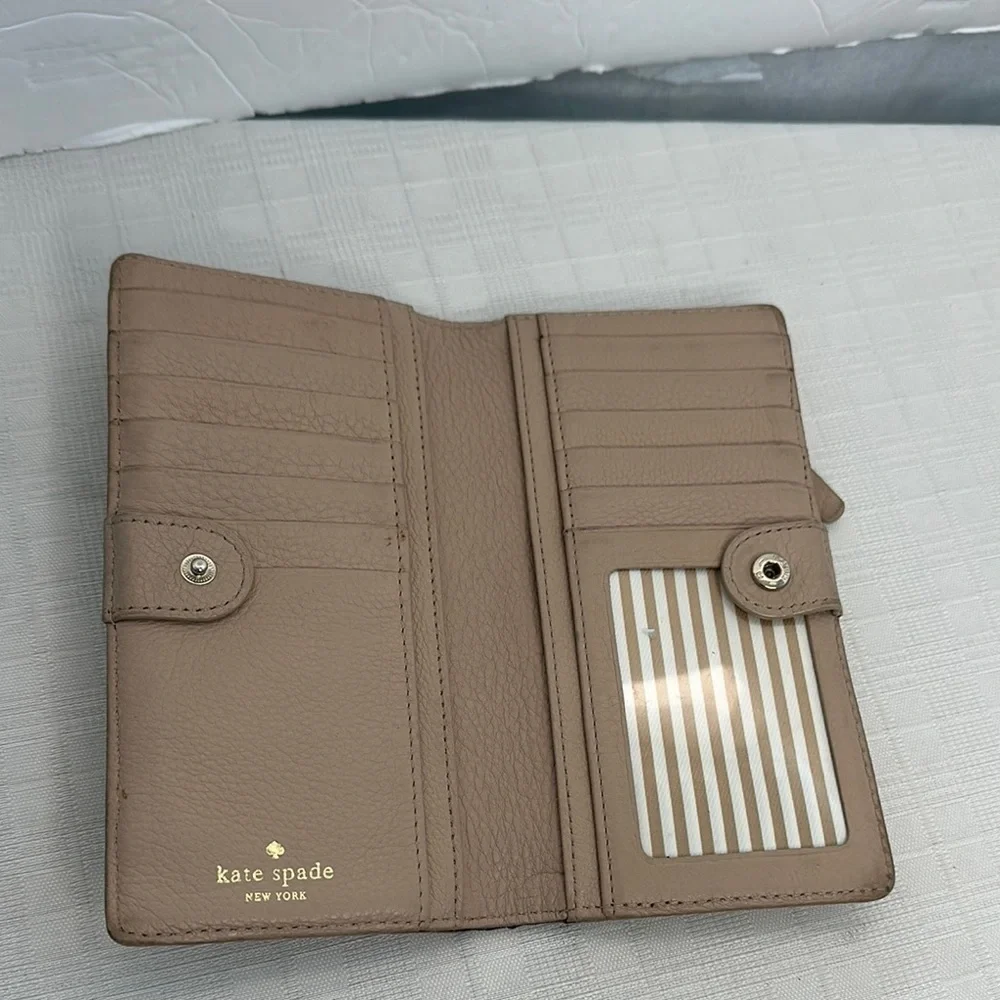 Kate Spade Grand Street Stacy wallet